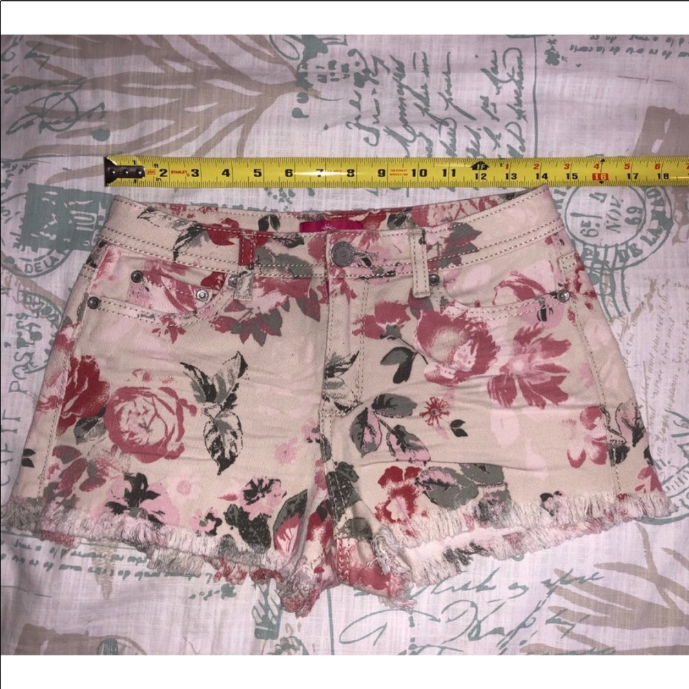 3/$15 - Floral Shorts